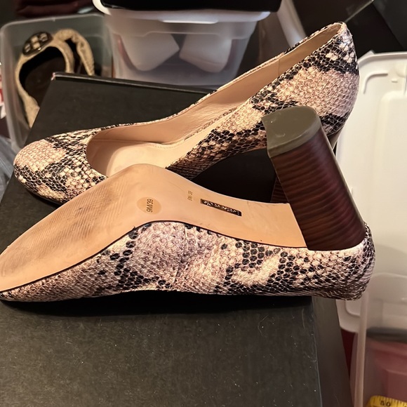 Leather Snake Print Pumps - Picture 4 of 4